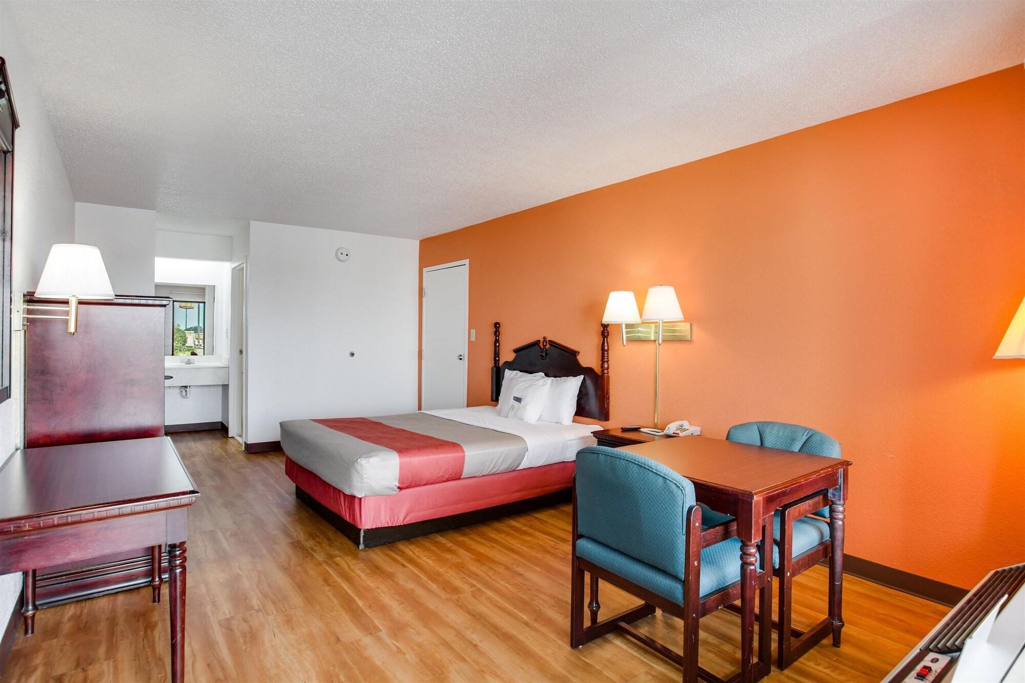 Hotel 6 Tn